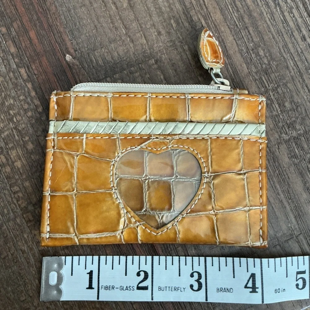 Brighton elegant pouch